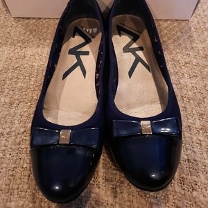 Anne Klein navy flats